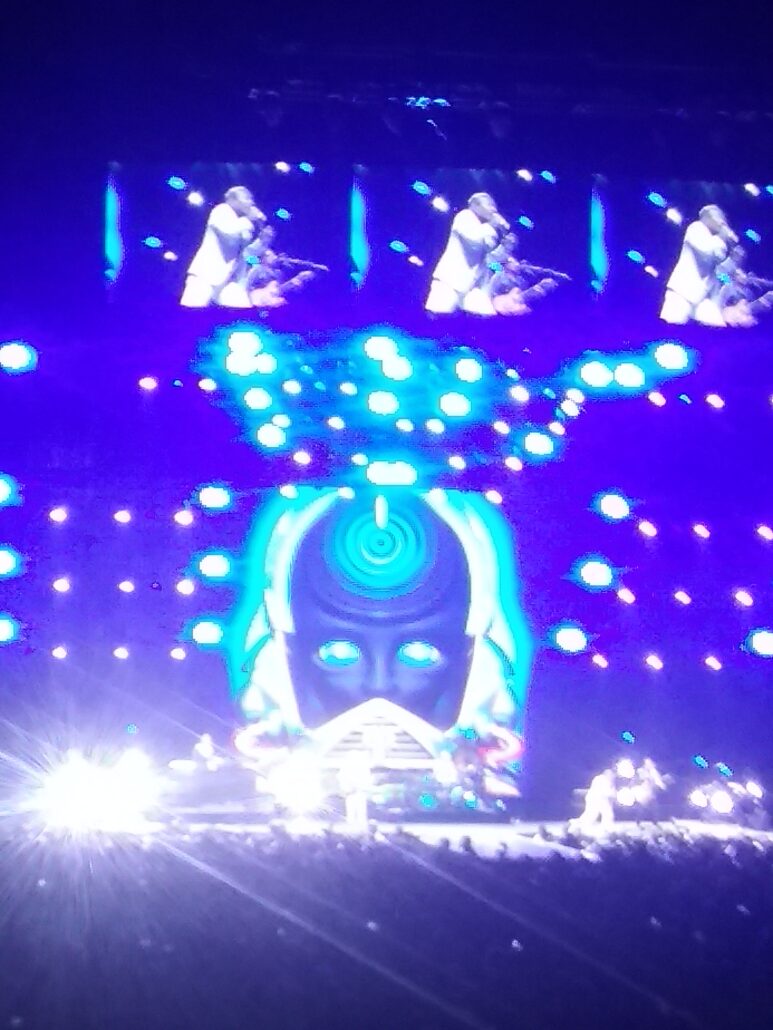 Journey in Concert Frontiers background